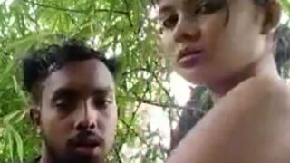 Bihari village girl sex karti hui Jungle mein