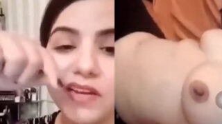 Hot Pakistani Tiktoker Ayesha Akram ki viral leak mms video