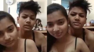 Delhi couple sex karte hue cam ke samne