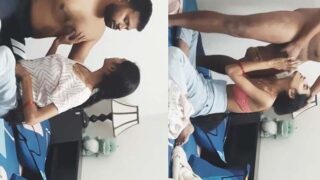 Indian wife blowjob de rahi hai husband ko