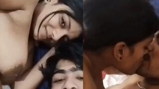 Cute girlfriend ki chut chudai ki sex video