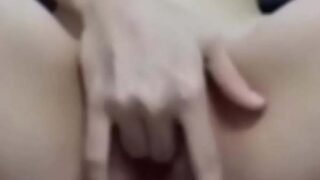 Desi girl fingering sex webcam ke samne mein