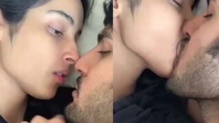 Hostel mein cute Muslim gf ke sath mein sex