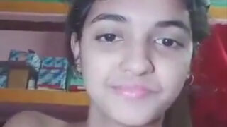 Cute Indian girl ki viral nude selfie video