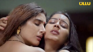 Lesbian bhabhiyan maje deti hui ek dusre ko