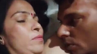 Bengali kamuk aunty ki chut chudai